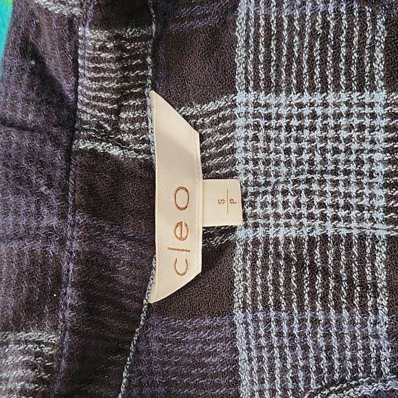 Cleo lightweight plaid shirt - Picture 3 of 3